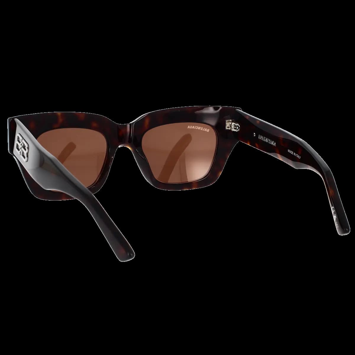 product-889652395876-4