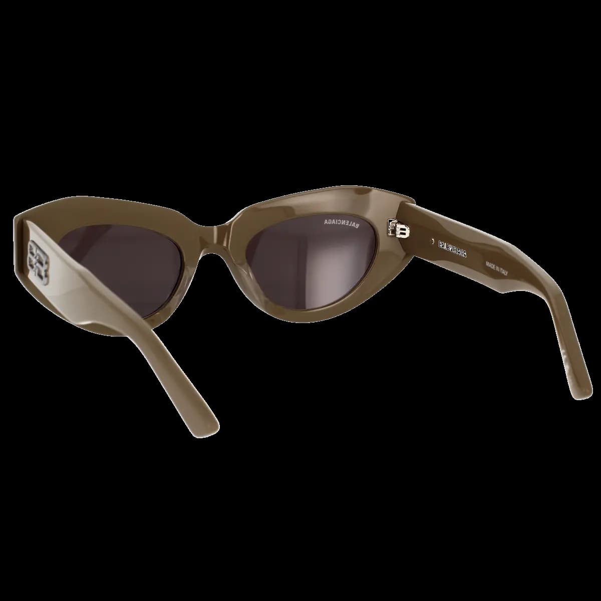 product-889652395937-4